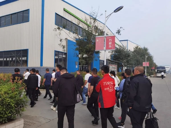 万家乐全屋定制盛大召开3030极致建店模式的“财富峰会”取得圆满成功